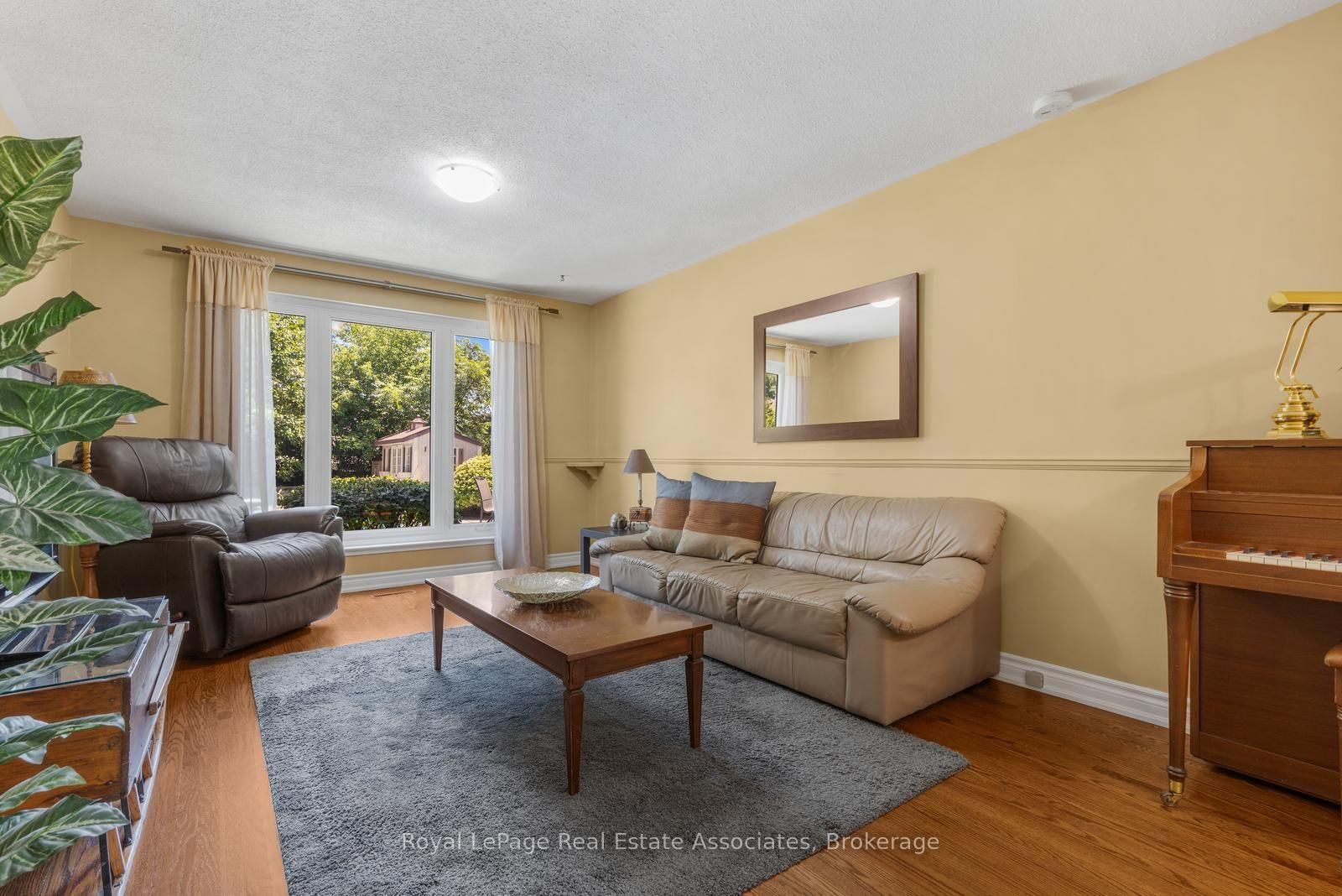 572 Tedwyn Drive • Mississauga, ON photo 18