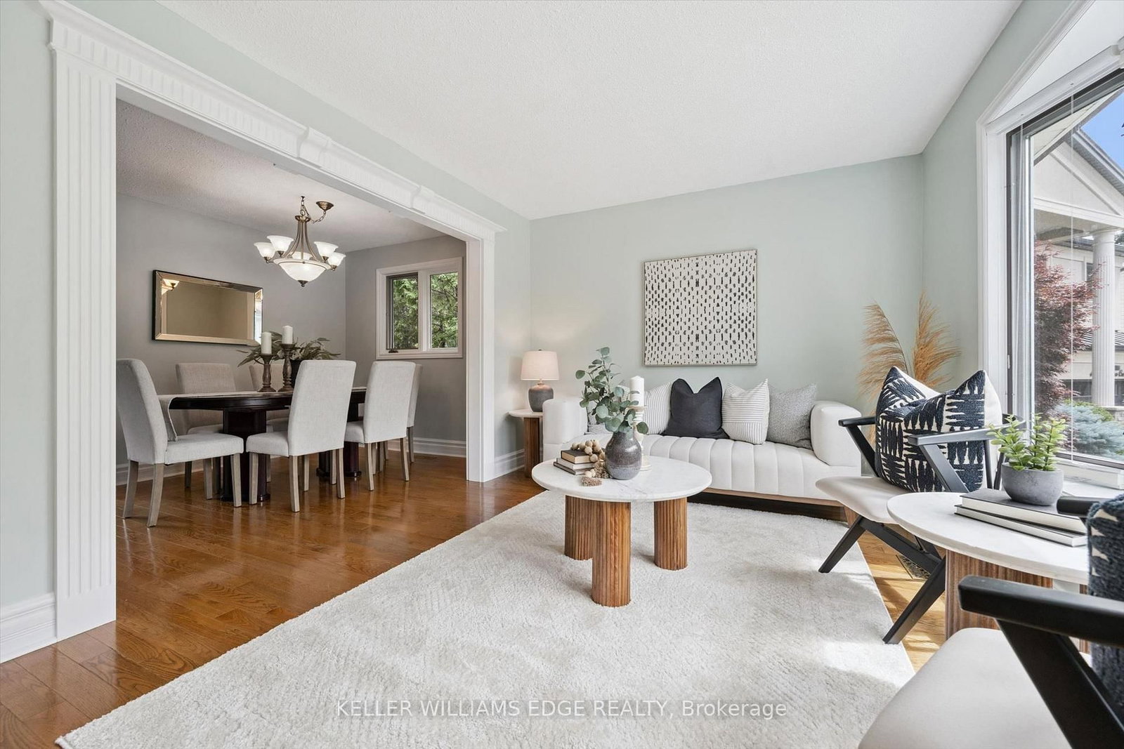 495 Tipperton Crescent • Oakville, ON photo 11