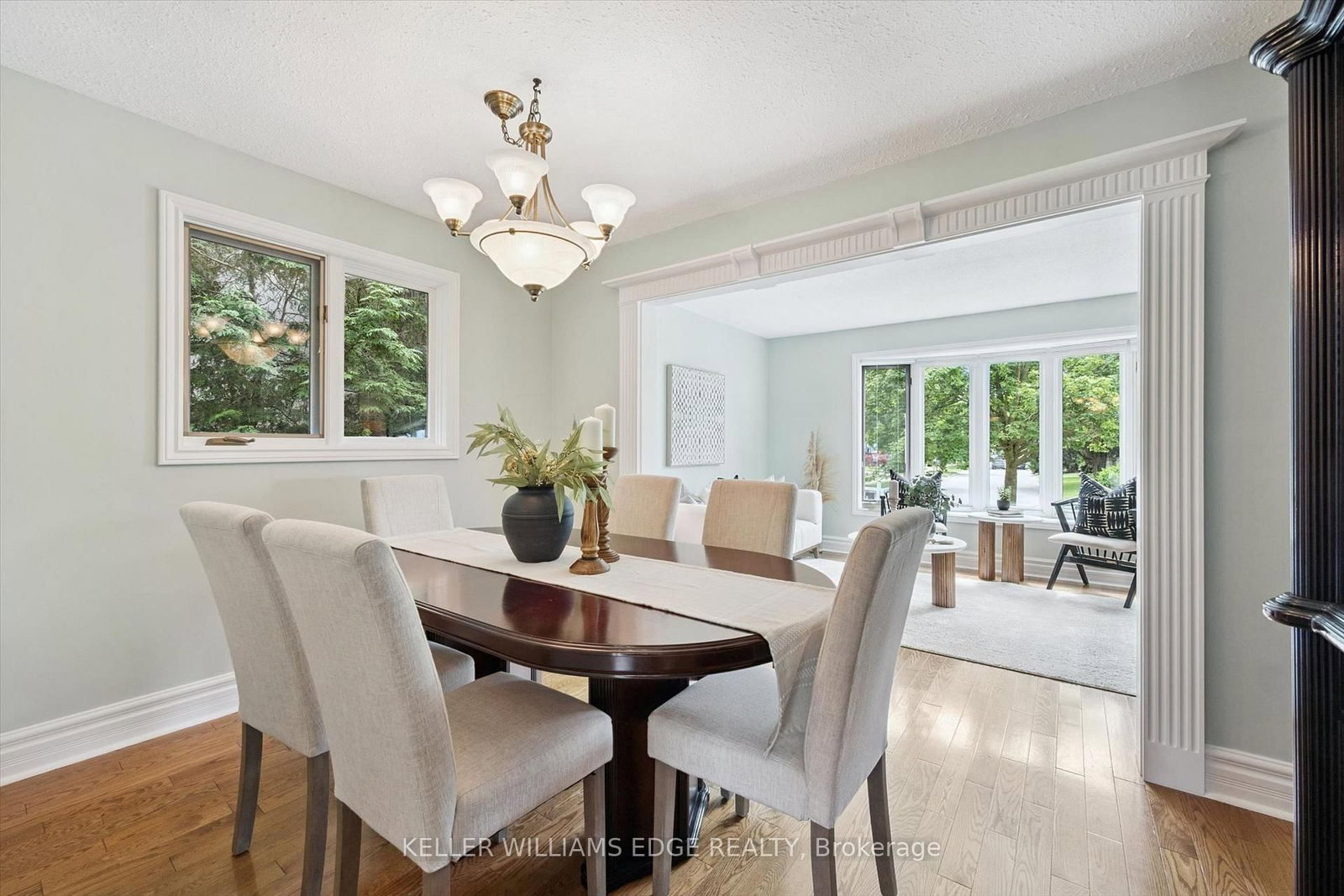 495 Tipperton Crescent • Oakville, ON photo 14