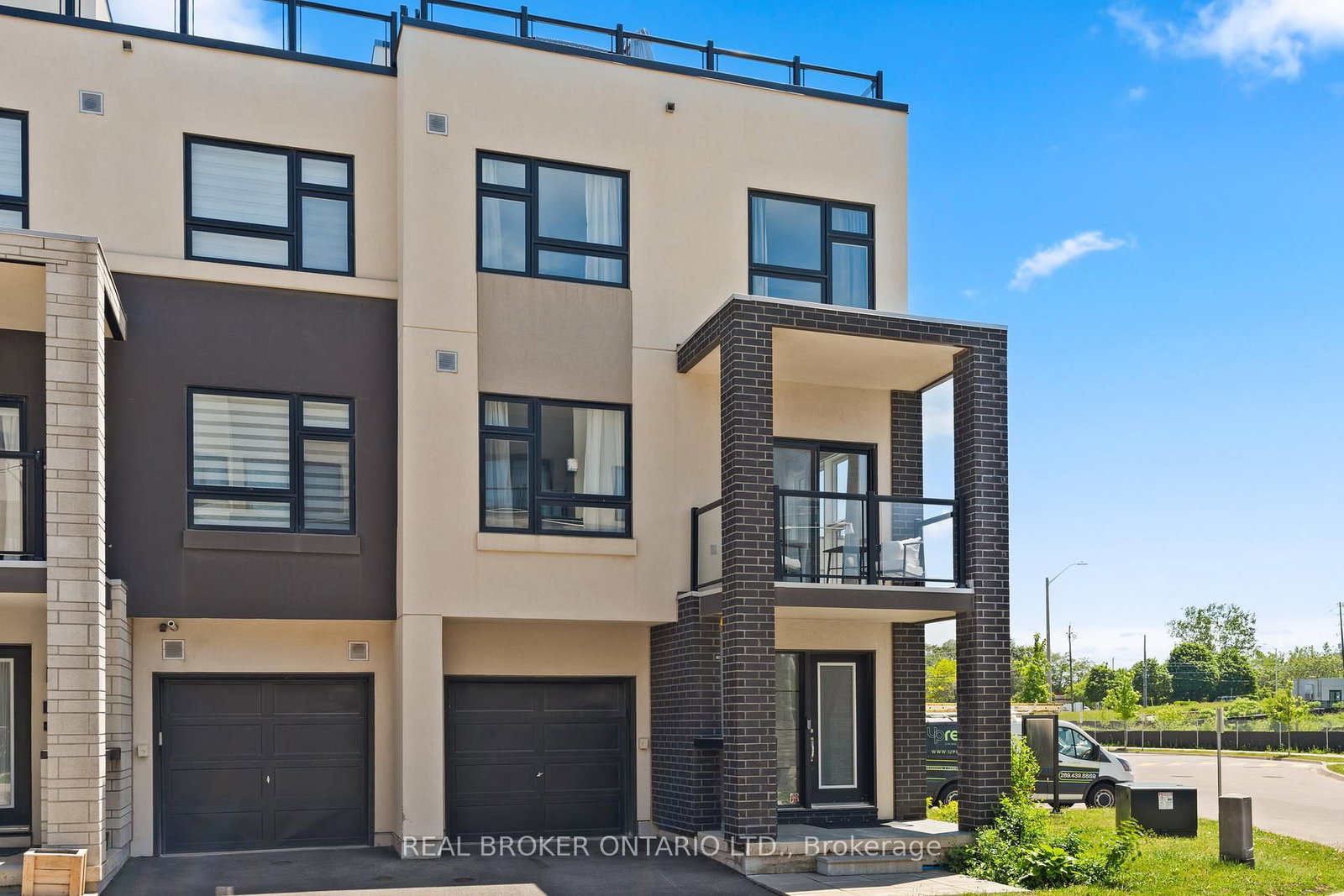 1121 Cooke Boulevard • #1 • Burlington, ON photo 38