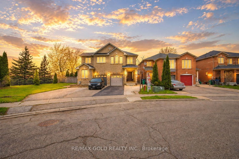 44 Baha Crescent
