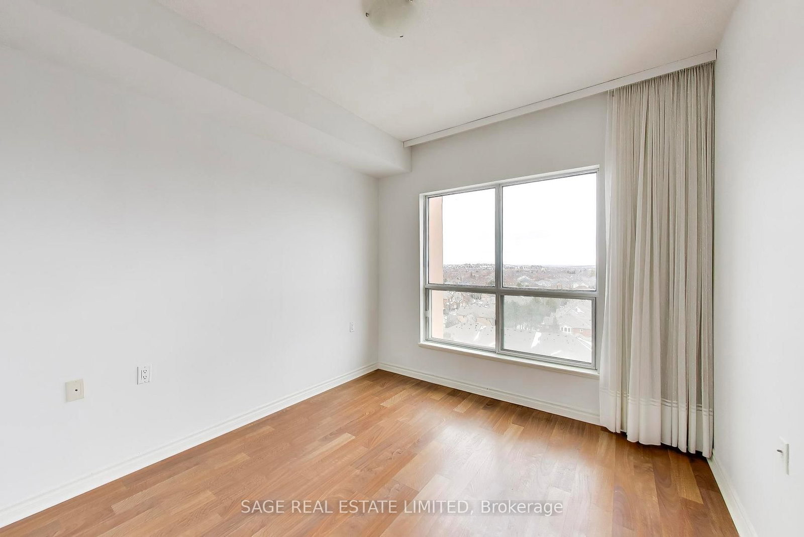 810 Scollard Court • #902 • Mississauga, ON photo 21