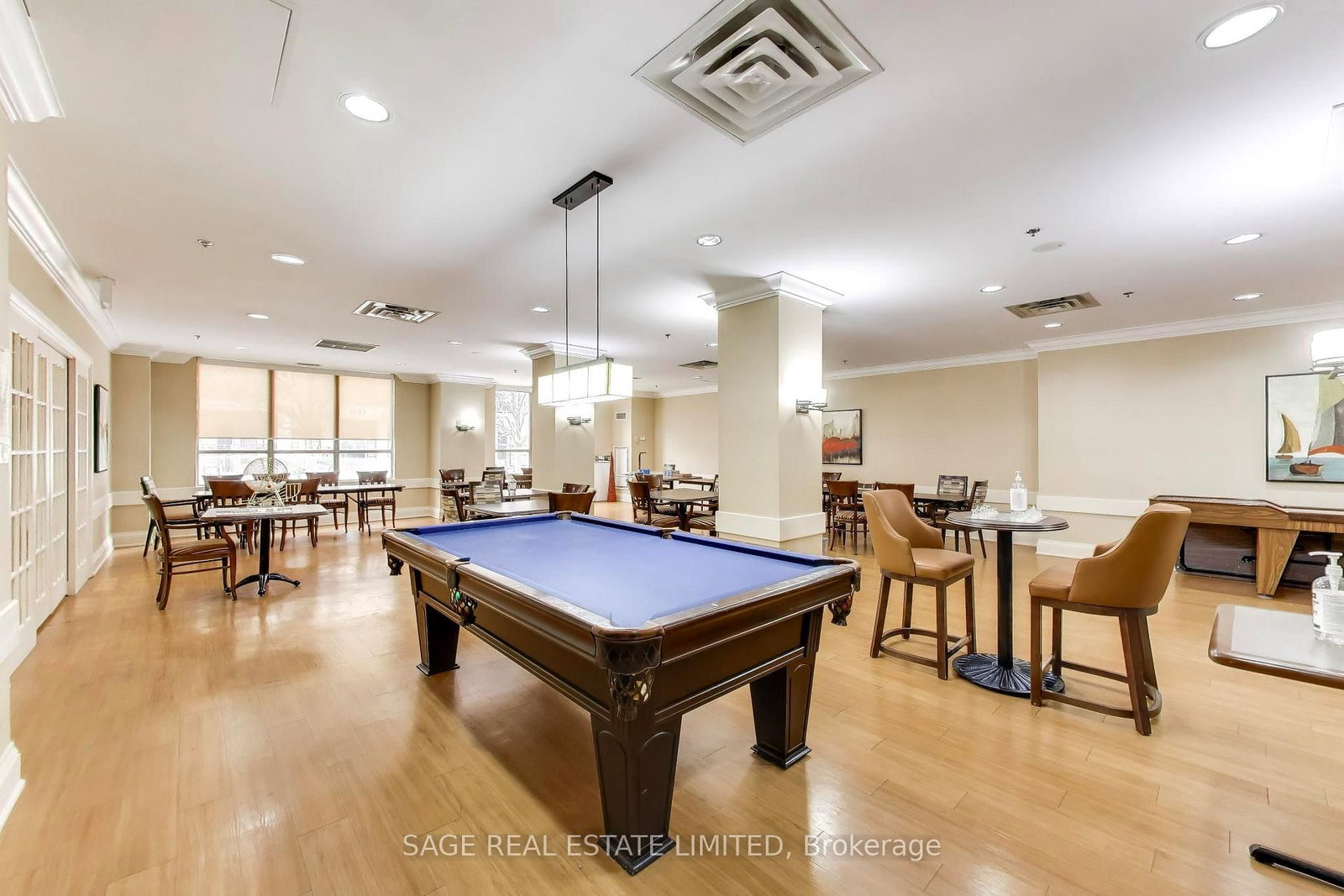810 Scollard Court • #902 • Mississauga, ON photo 33