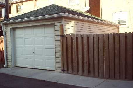 96 Silverthorn Ave, Toronto, M6N3K1 | Image 3