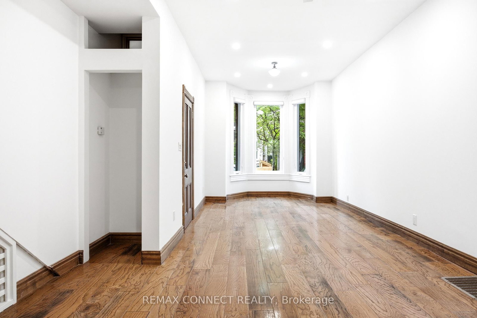 37 Noble Street • Toronto, ON photo 21