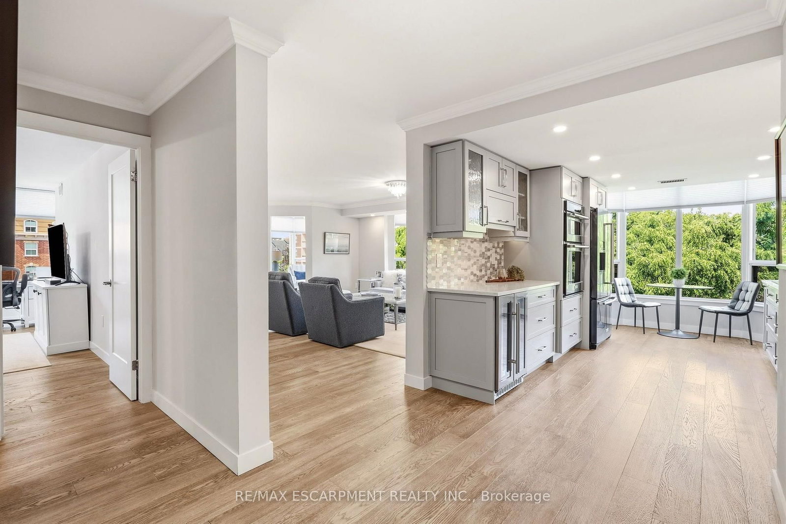 2121 Lakeshore Road • #507 • Burlington, ON photo 13