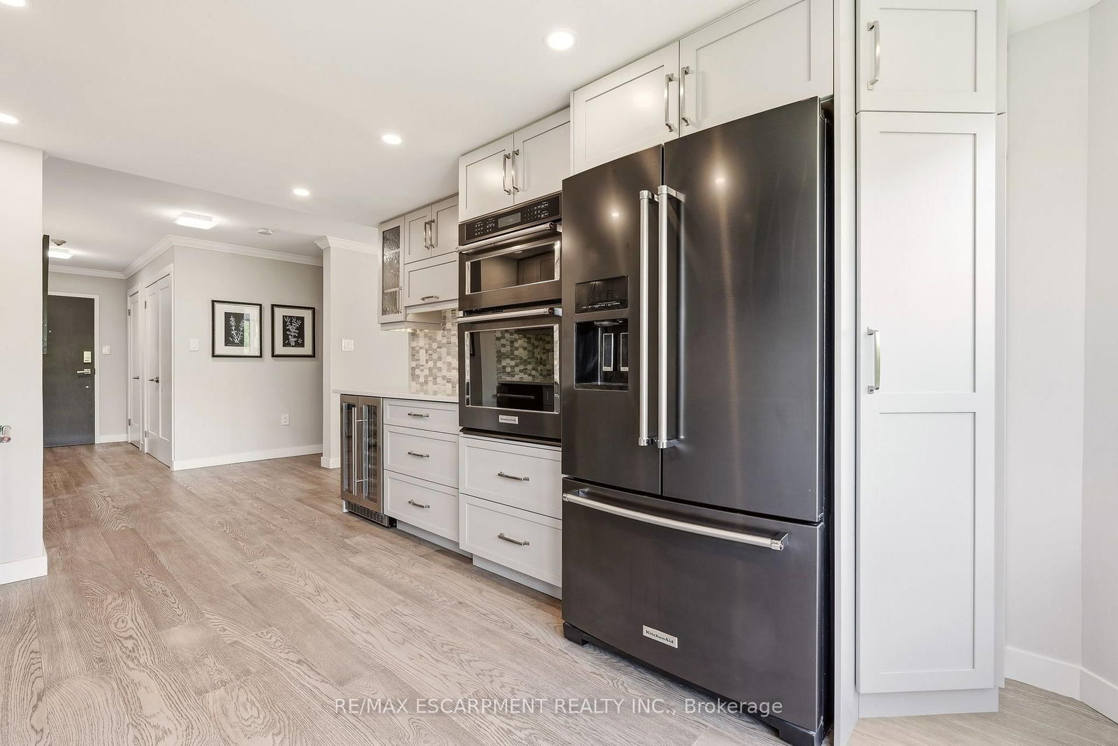 2121 Lakeshore Road • #507 • Burlington, ON photo 16