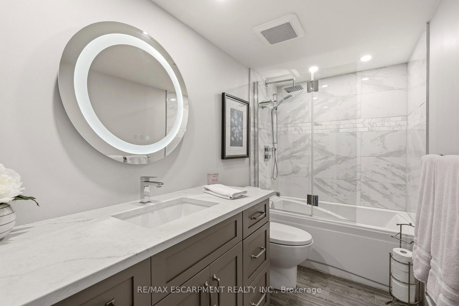 2121 Lakeshore Road • #507 • Burlington, ON photo 35