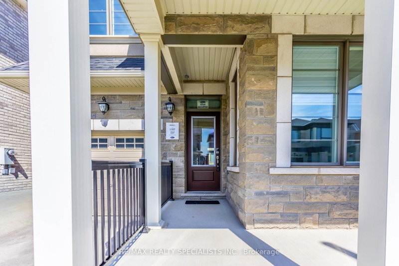 1183 Stacey Crescent