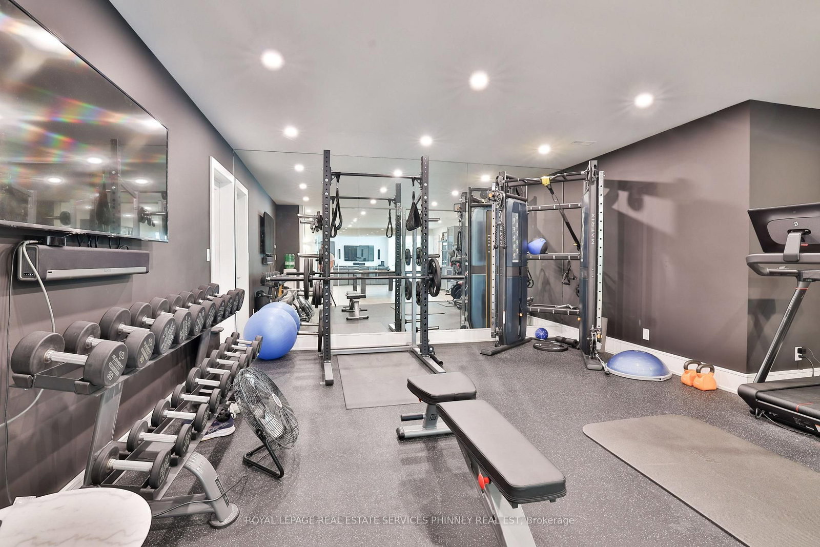 1102 Crestview Street • Oakville, ON photo 36