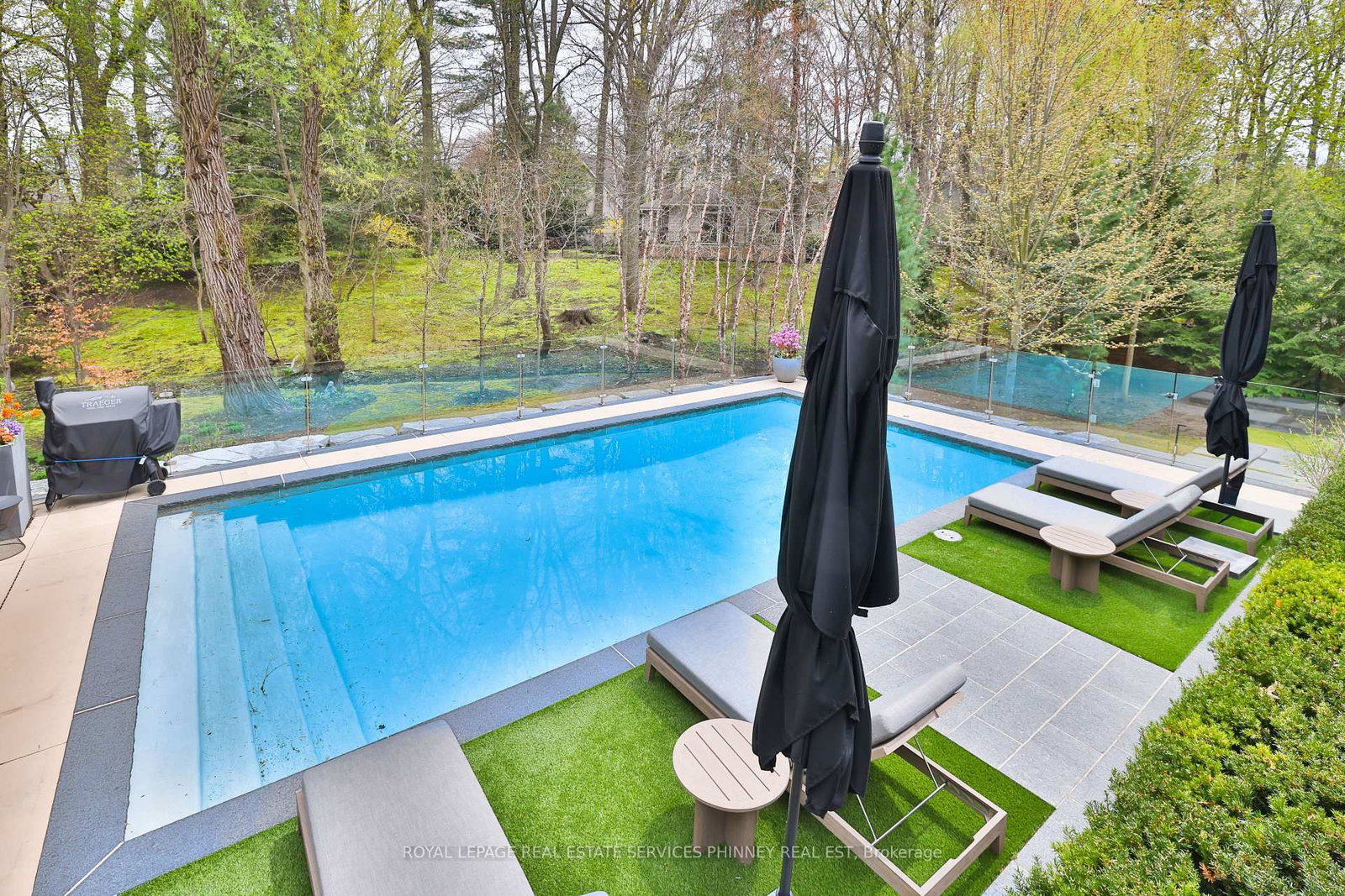 1102 Crestview Street • Oakville, ON photo 45