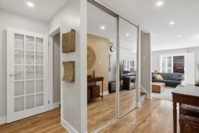 315 Woodlawn Crescent