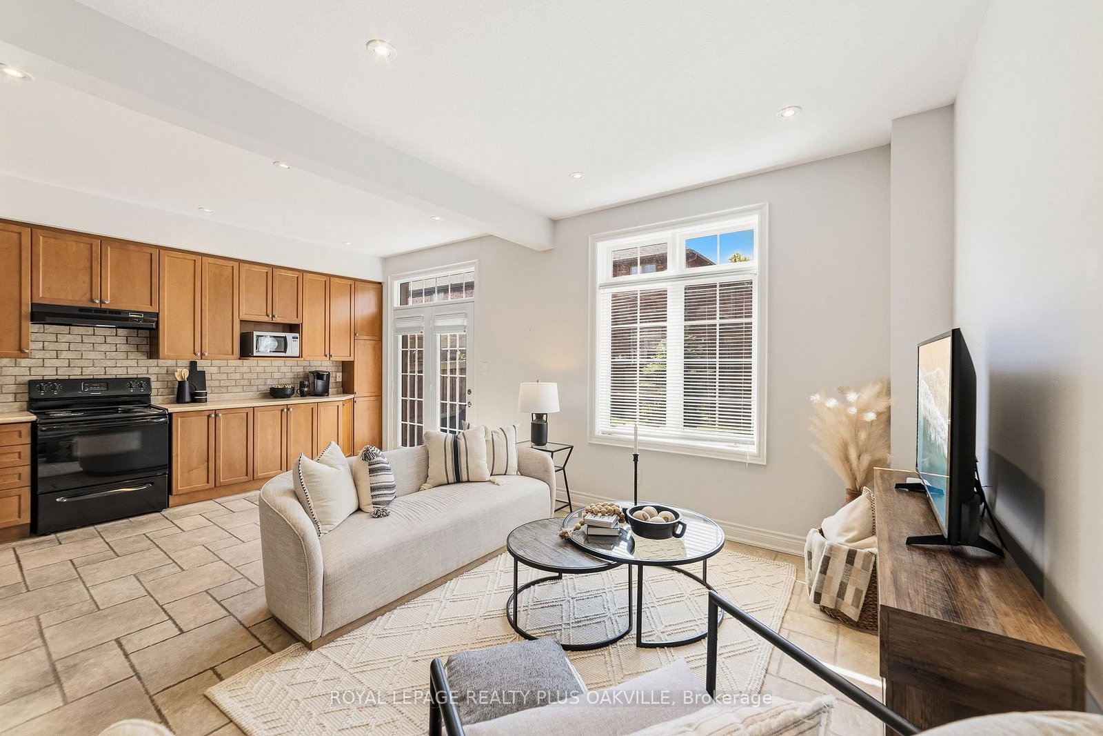 2282 Orchard Road • #24 • Burlington, ON photo 11