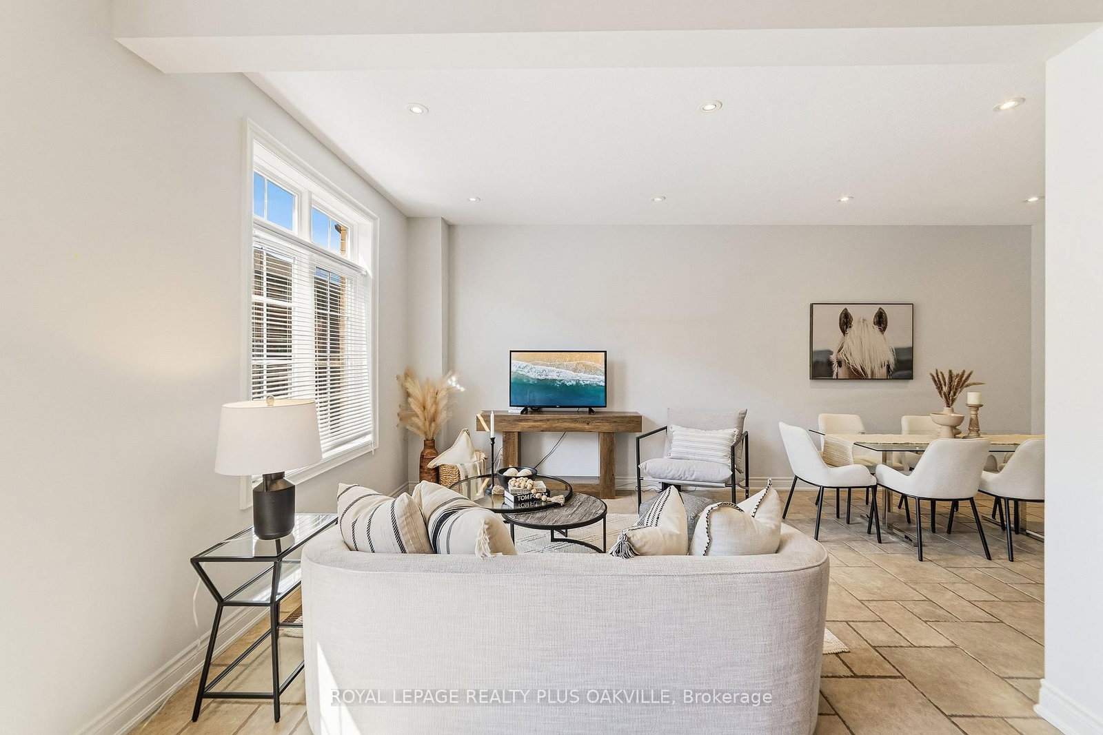 2282 Orchard Road • #24 • Burlington, ON photo 12
