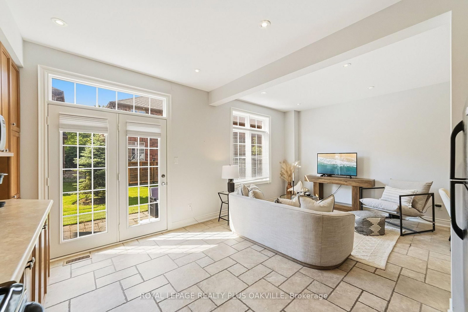2282 Orchard Road • #24 • Burlington, ON photo 15