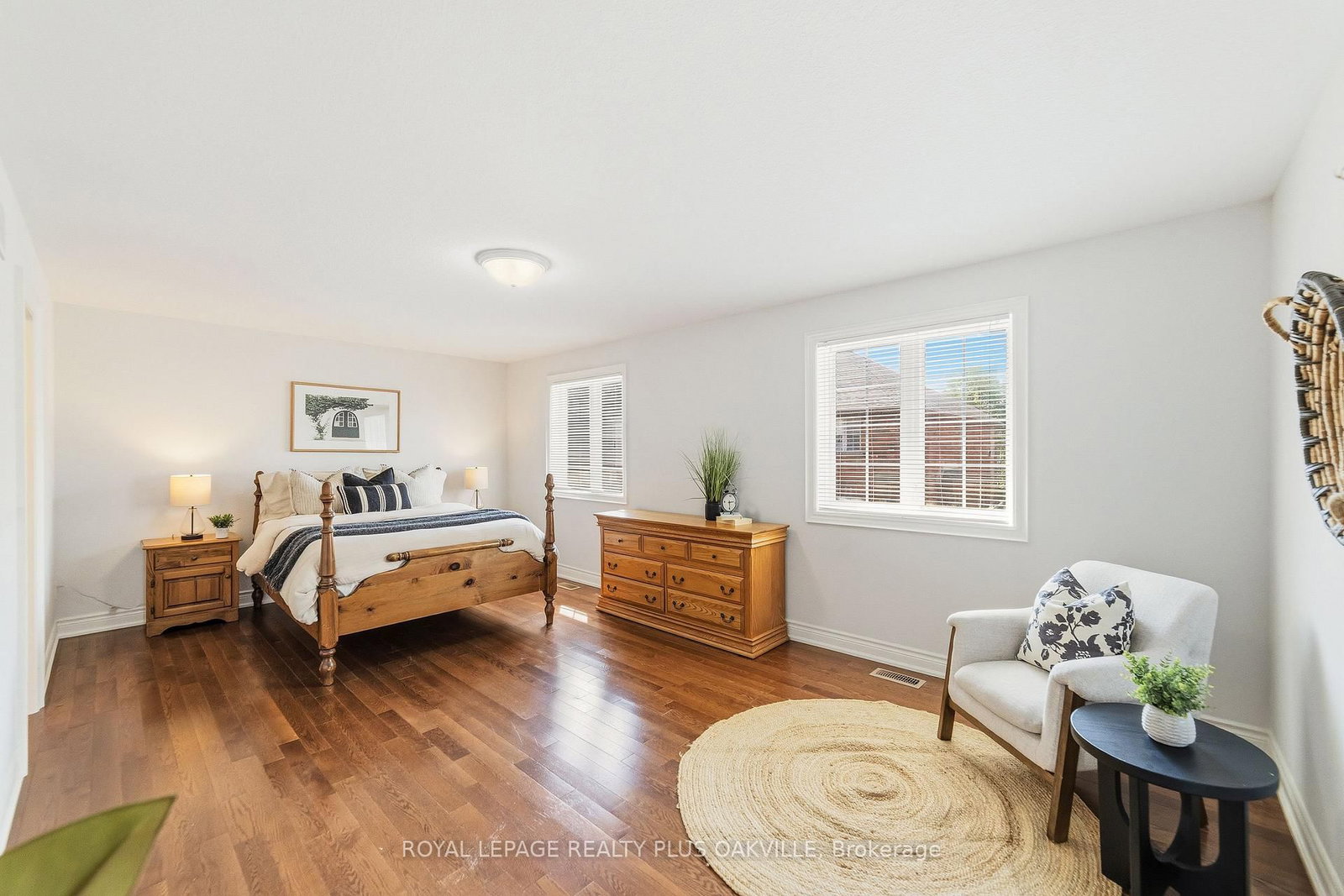 2282 Orchard Road • #24 • Burlington, ON photo 23