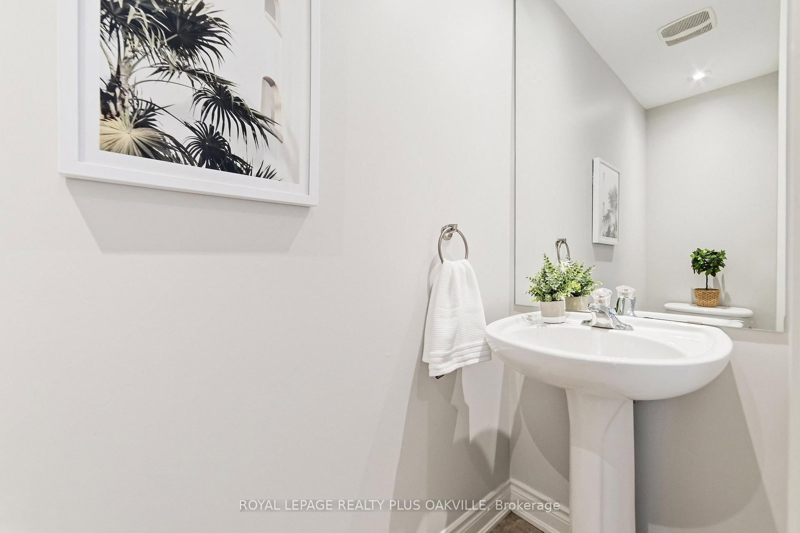 2282 Orchard Road • #24 • Burlington, ON photo 5