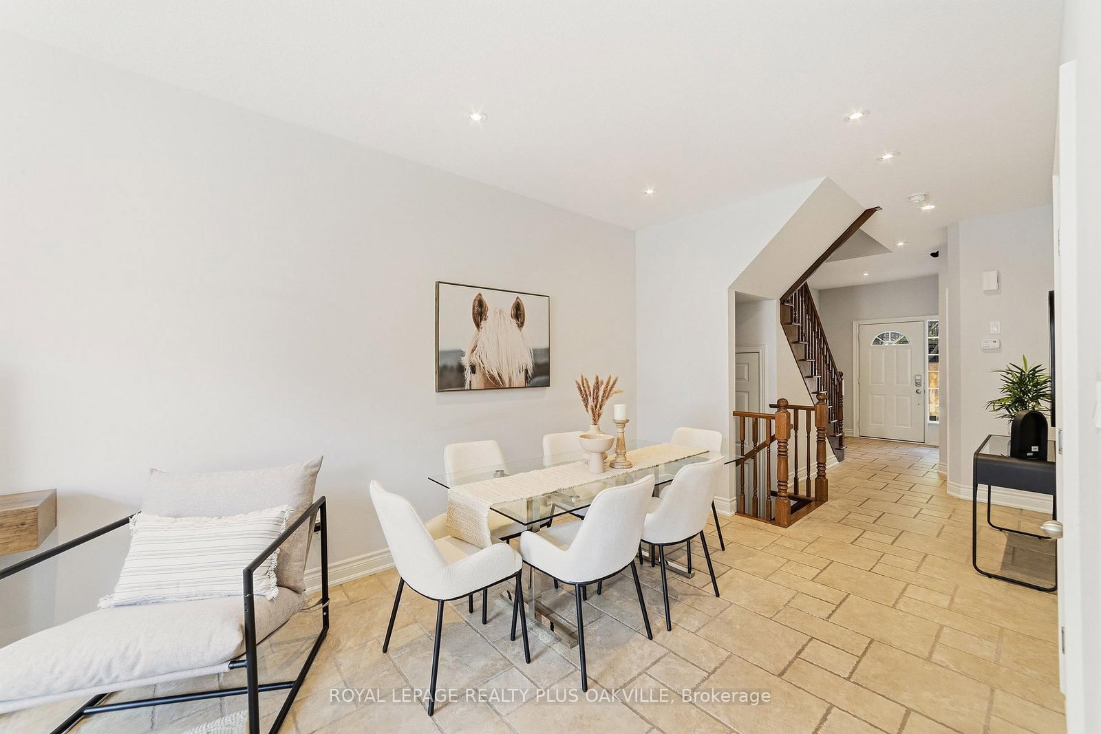 2282 Orchard Road • #24 • Burlington, ON photo 9