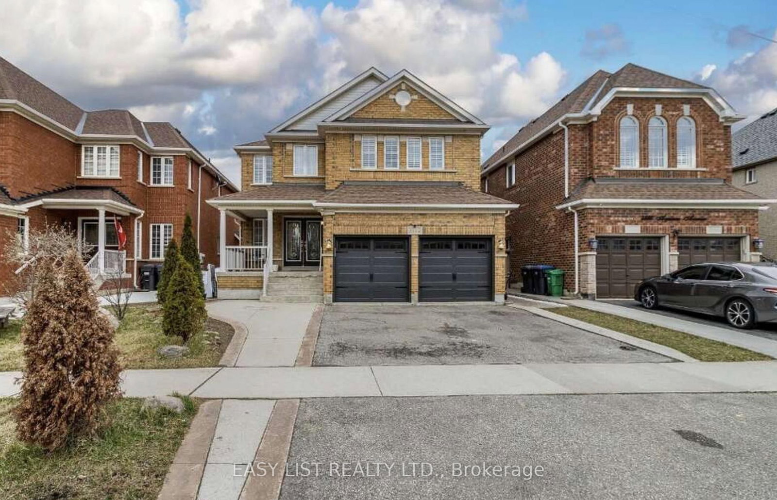 3562 Aquinas Avenue • Mississauga, ON photo 1