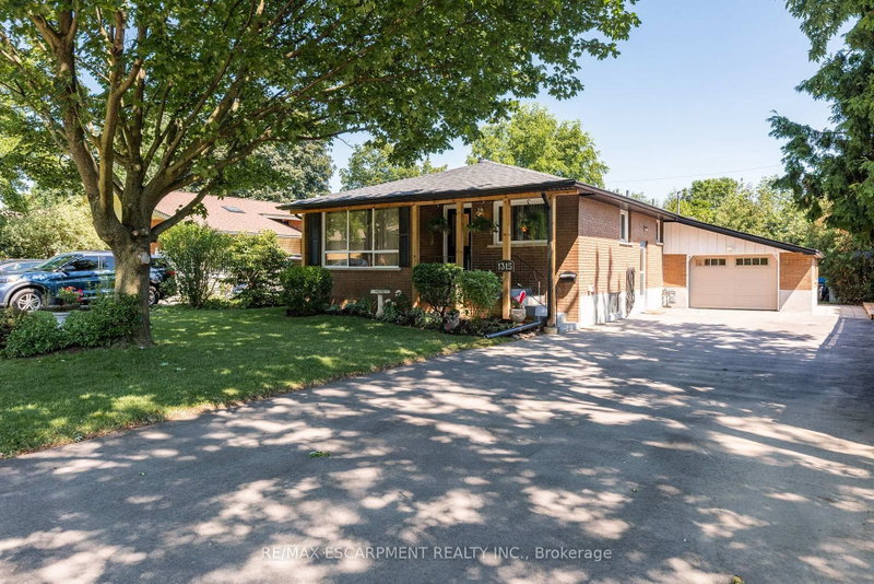1315 Rosemary Crescent, Burlington