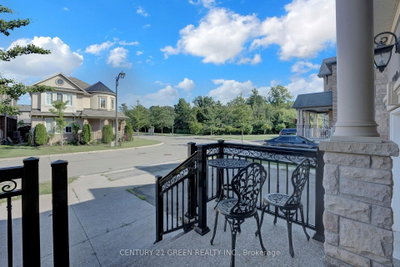 409 Coombs Court — photo 5