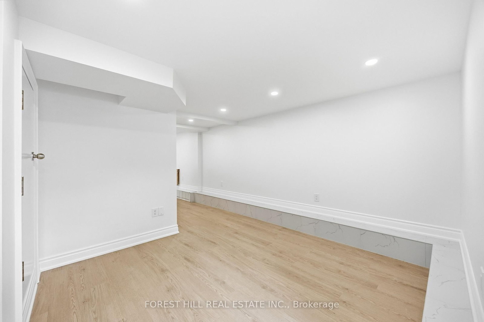 Basement-54 Gwynne Avenue, Toronto, ON, photo 4