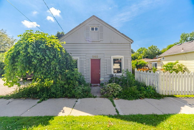 262 Pine Street