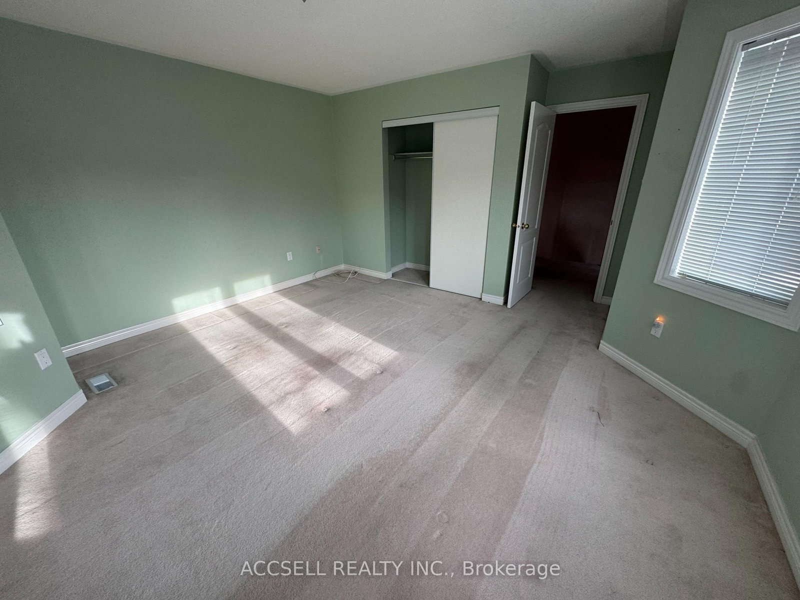 1905 Broad Hollow Gate • #13 • Mississauga, ON photo 12