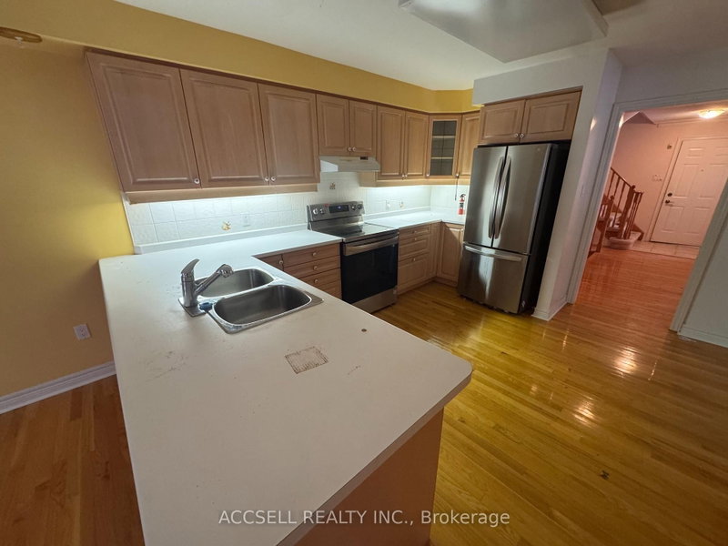 1905 Broad Hollow Mississauga,ON L5L 5X2 — Photo 7