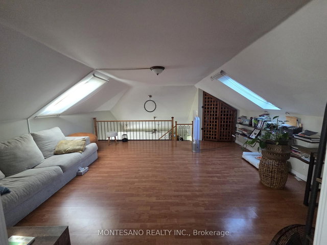 Loft - 6045 Regional Road 25 Road