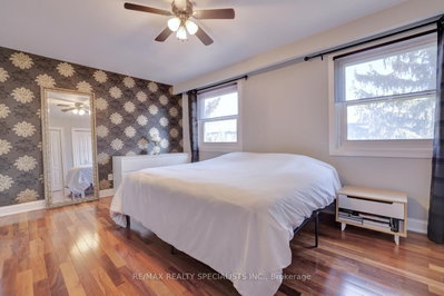 2445 Homelands Mississauga,ON L5K 2C6 — Photo 25