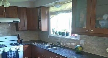 62 Ambleside Drive