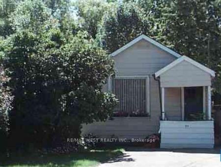 954 Beechwood Ave, Mississauga, Ontario