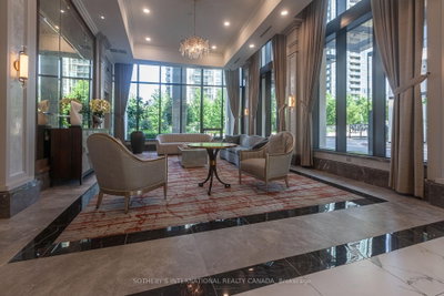 Unit 502 — 30 Elm Drive W — photo 6