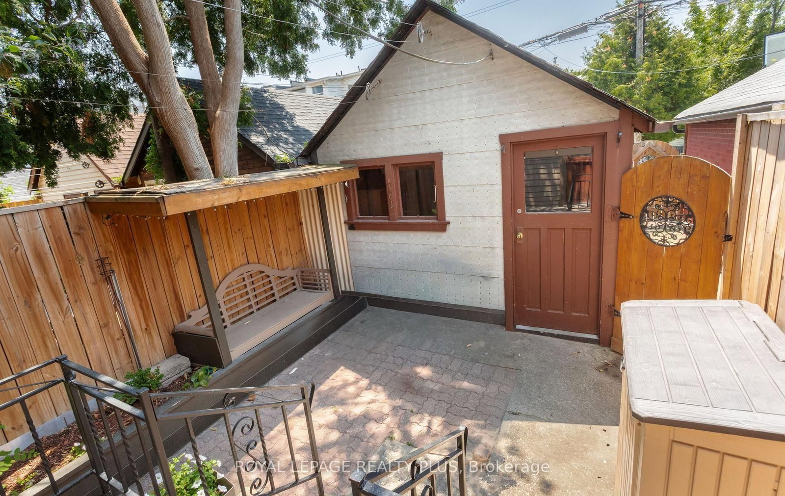 39 Maria Street • Toronto, ON photo 25