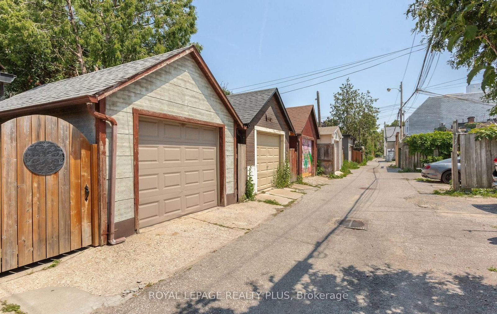 39 Maria Street • Toronto, ON photo 26