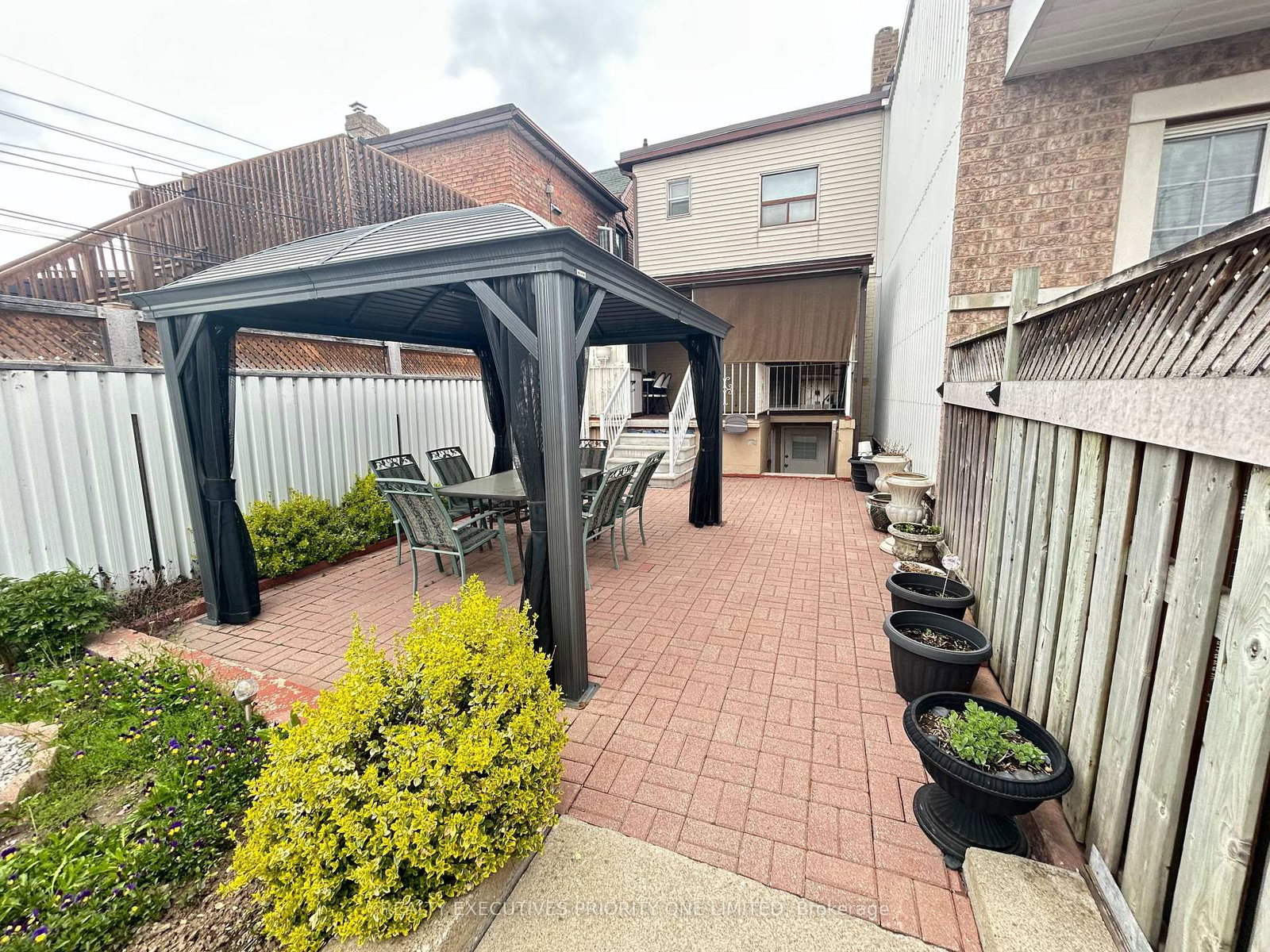 224 Caledonia Road • Toronto, ON photo 17