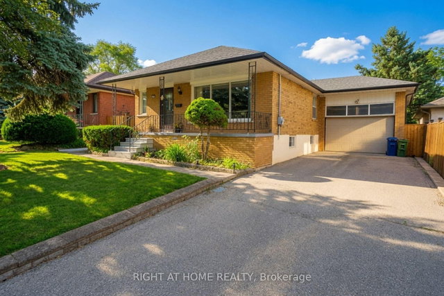37 Garside Crescent