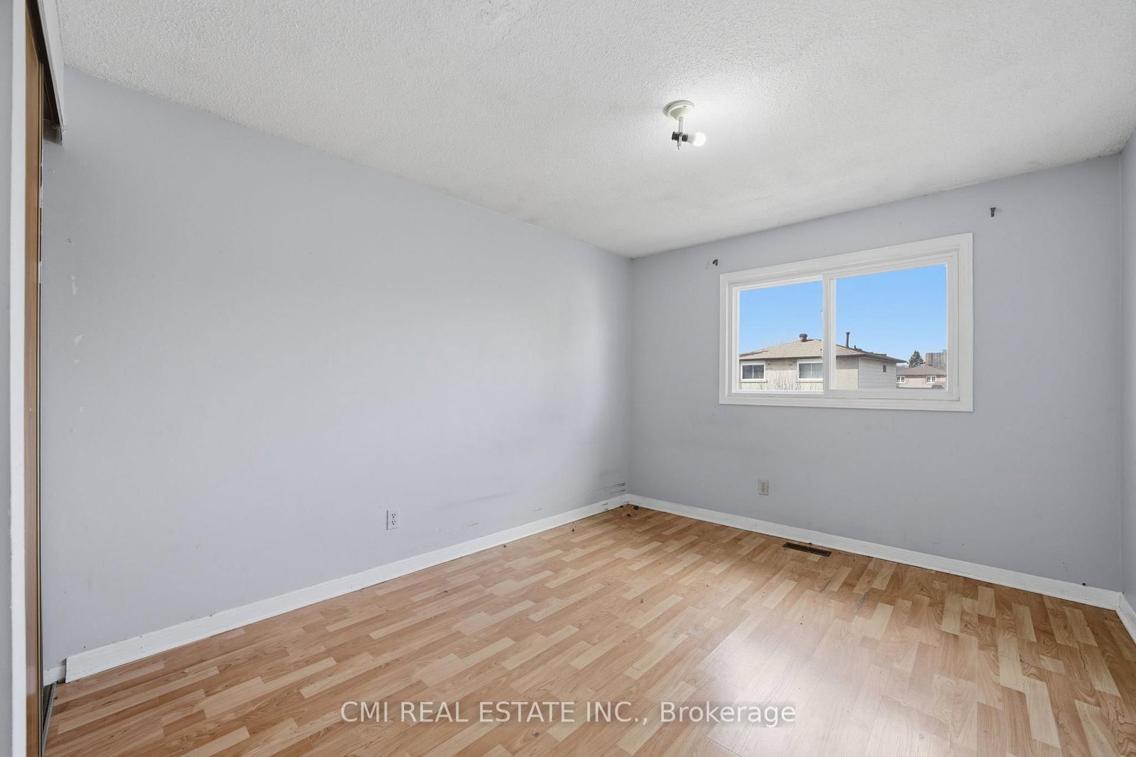 40 Glen Hollow Avenue • Toronto, ON photo 24