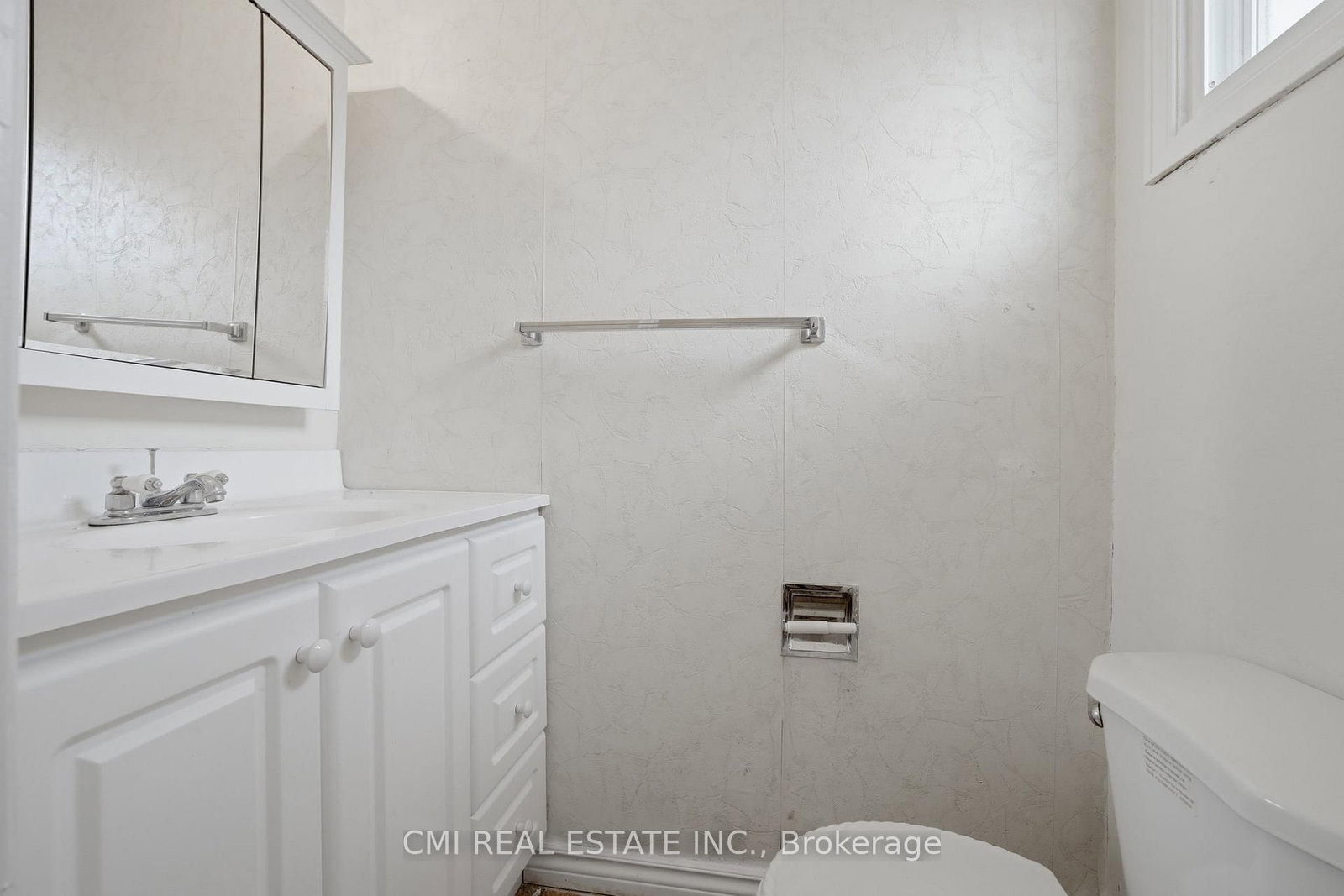 40 Glen Hollow Avenue • Toronto, ON photo 26