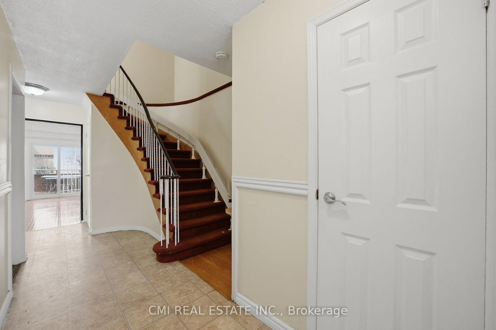 40 Glen Hollow Avenue • Toronto, ON photo 6