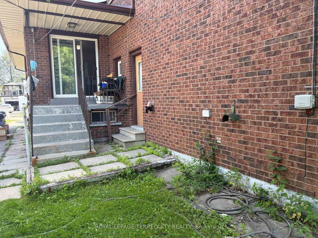 40 MacDonald Street