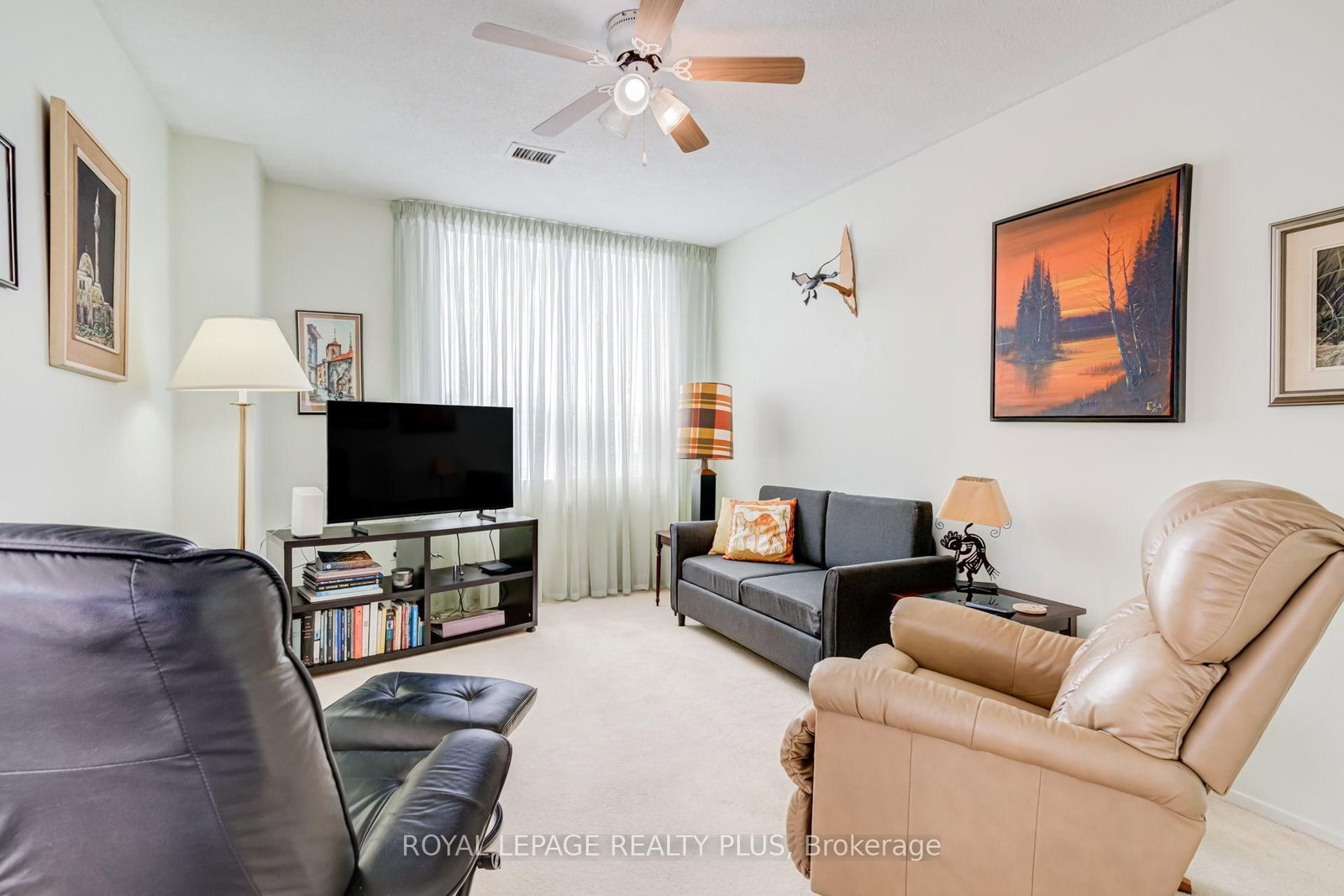 39 Stavebank Road N • #PH 4 • Mississauga, ON photo 17