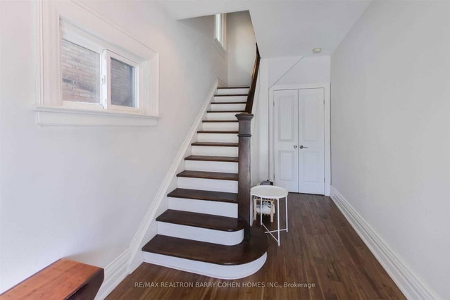 Upper - 53 Highview Crescent