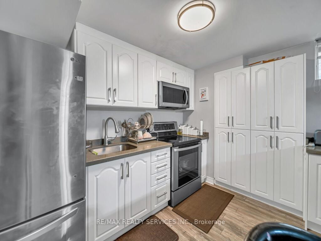 122 Dells Crescent • Brampton, ON photo 36