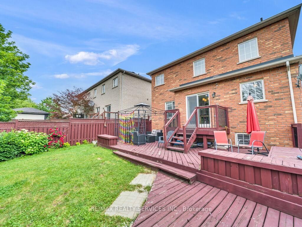 122 Dells Crescent • Brampton, ON photo 44