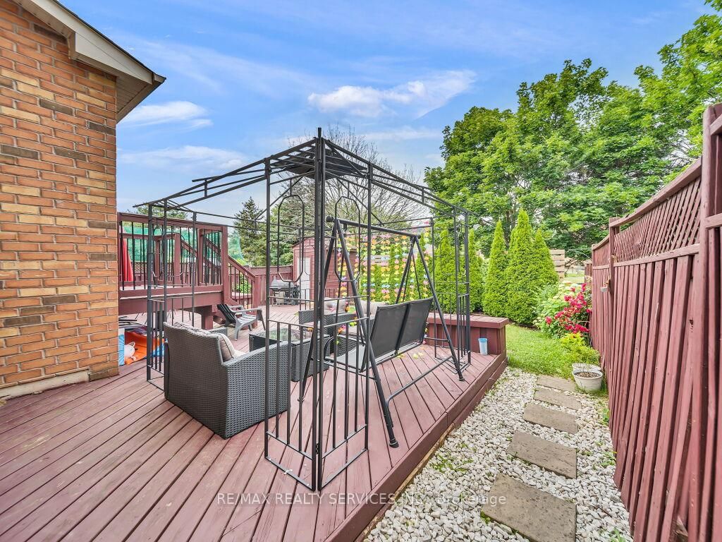 122 Dells Crescent • Brampton, ON photo 46
