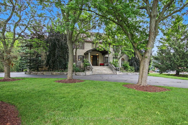 71 Mae Court