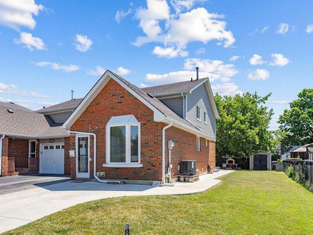 128 Primrose Crescent