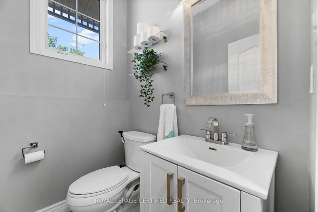 938 Burrows Gate